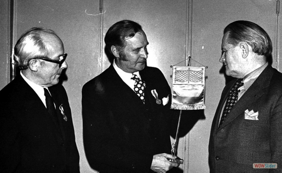 39 Birger Jansson, Bertil Lundeberg och Lennart Sundberg. Avslutningsfest för Västlands kommun 1973