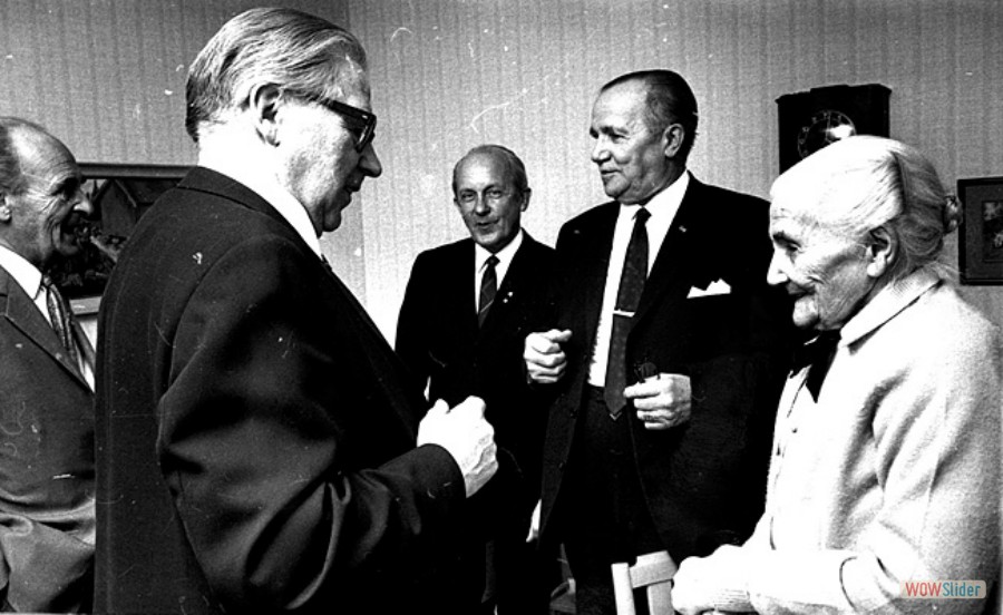 141 Gunnar Sträng, Birger Jansson, John Lundberg och John Lundbergs mor