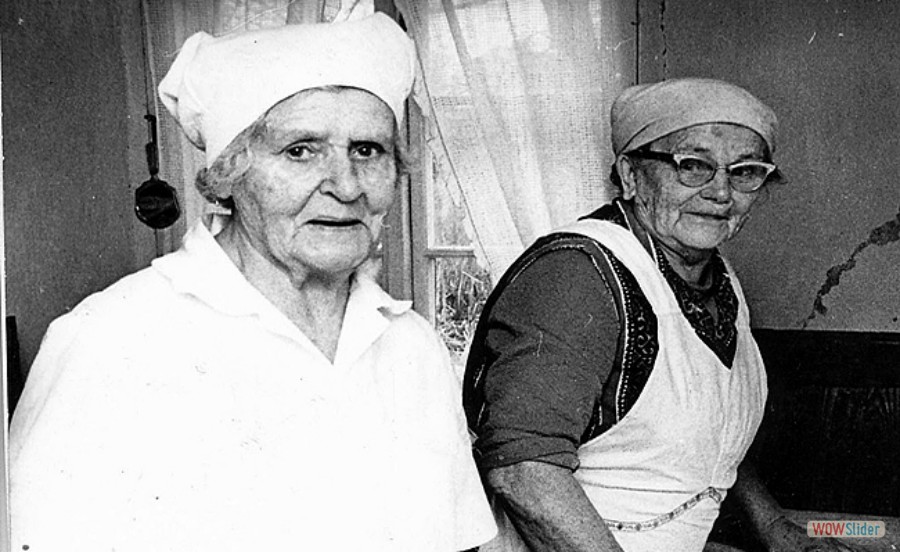 208 Bagarstugan, Olga Gösberg och Gerda Englund