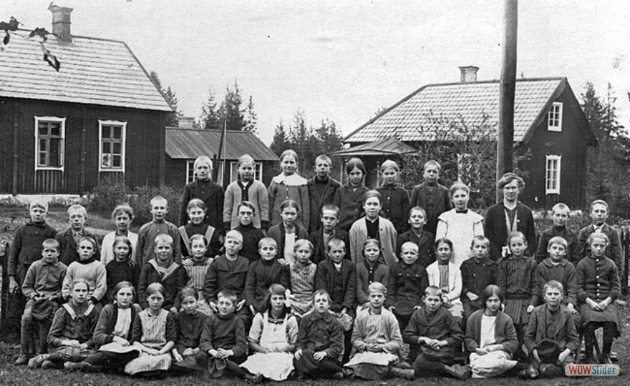 1914 Karlholms skola lärare Linnea Pettersson bild 1