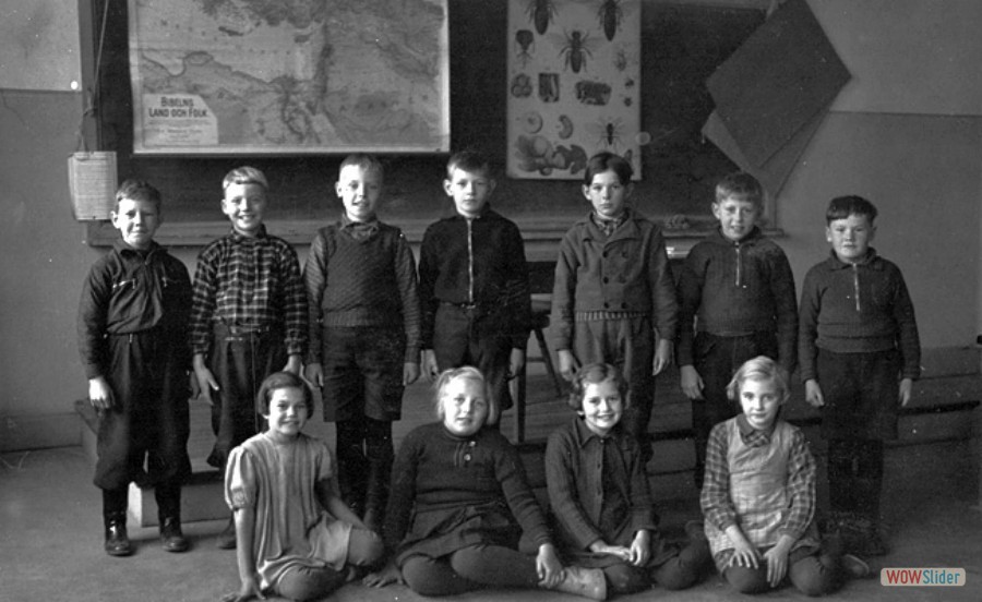 1930-31 Karlholms skola klass 3 lärare Linnea Wiberg