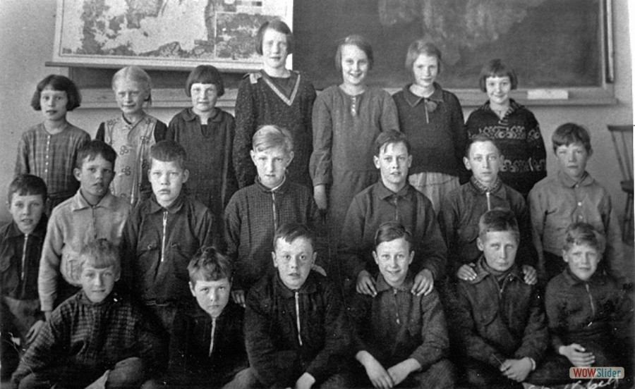 1933 Karlholms skola klass 3-4 lärare Linnea Wiberg