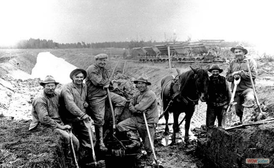 126 Flottrännan byggs, Helmer Lindqvist, Axel Hagman, Helmer Bergström, Wilhelm Wennberg, Axel Söderström och Albert Henning, 1937