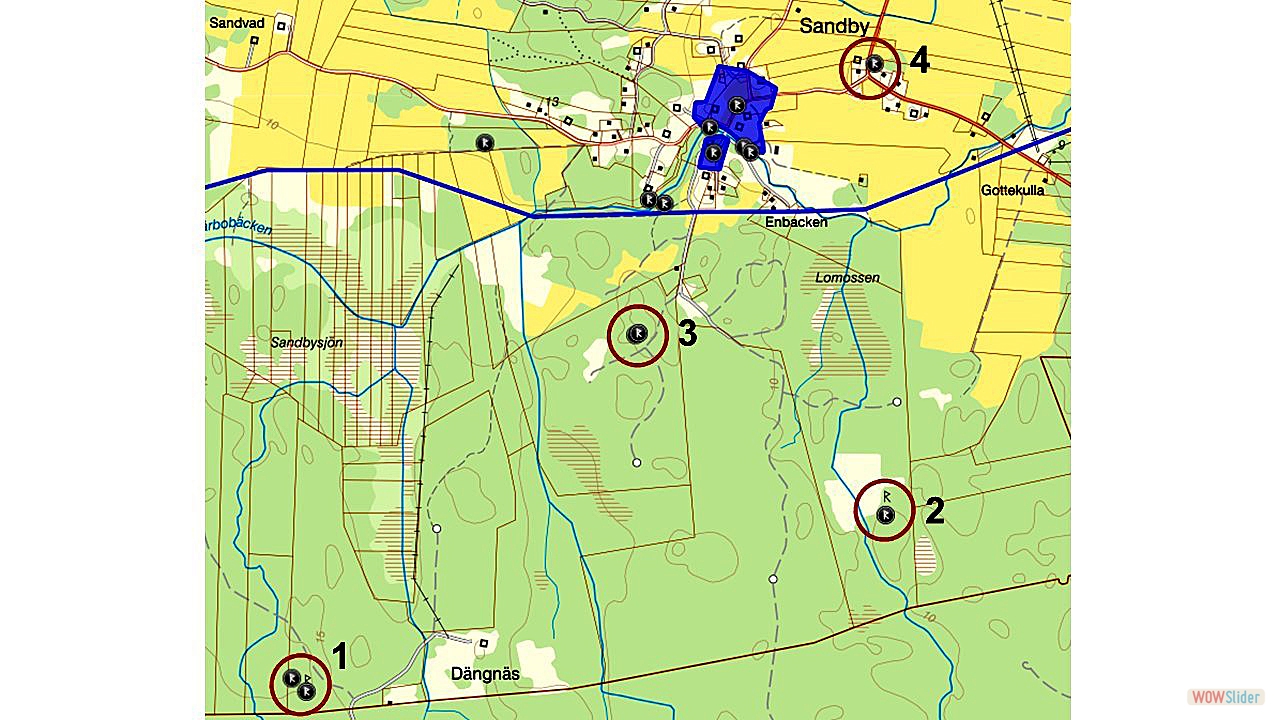 11. Kartan visar fyra fornlämningar i Sandbyområdet. 1. Tjärgropar i 
Dängnäs. 2. Kyrkogård på Sörskogen i Sandby. 3. Bosättning vid  
Berlinsfallet i Sandby. 4. Gårdstomter i Sandby. Även detta visar att befolkandet kom söderifrån.
